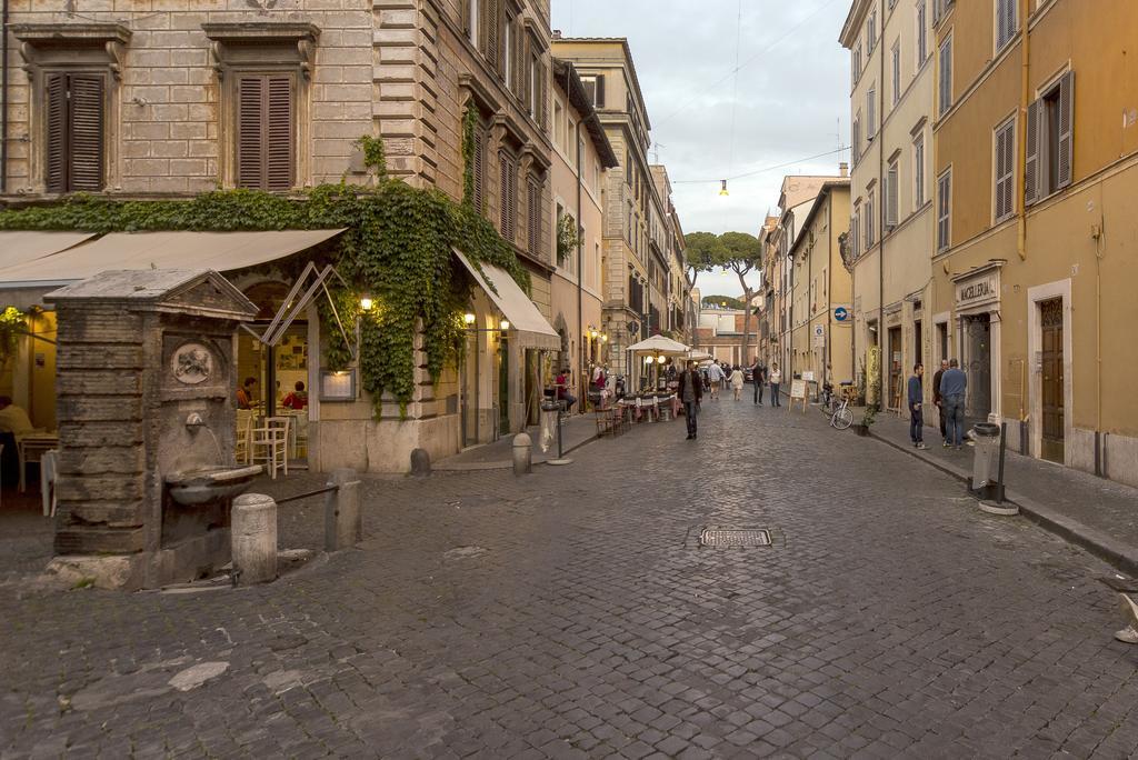 La Porta Rossa Di Borgo - Vatican Luxury Suite Rome Luaran gambar