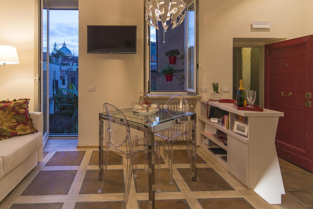 La Porta Rossa Di Borgo - Vatican Luxury Suite Rome Luaran gambar