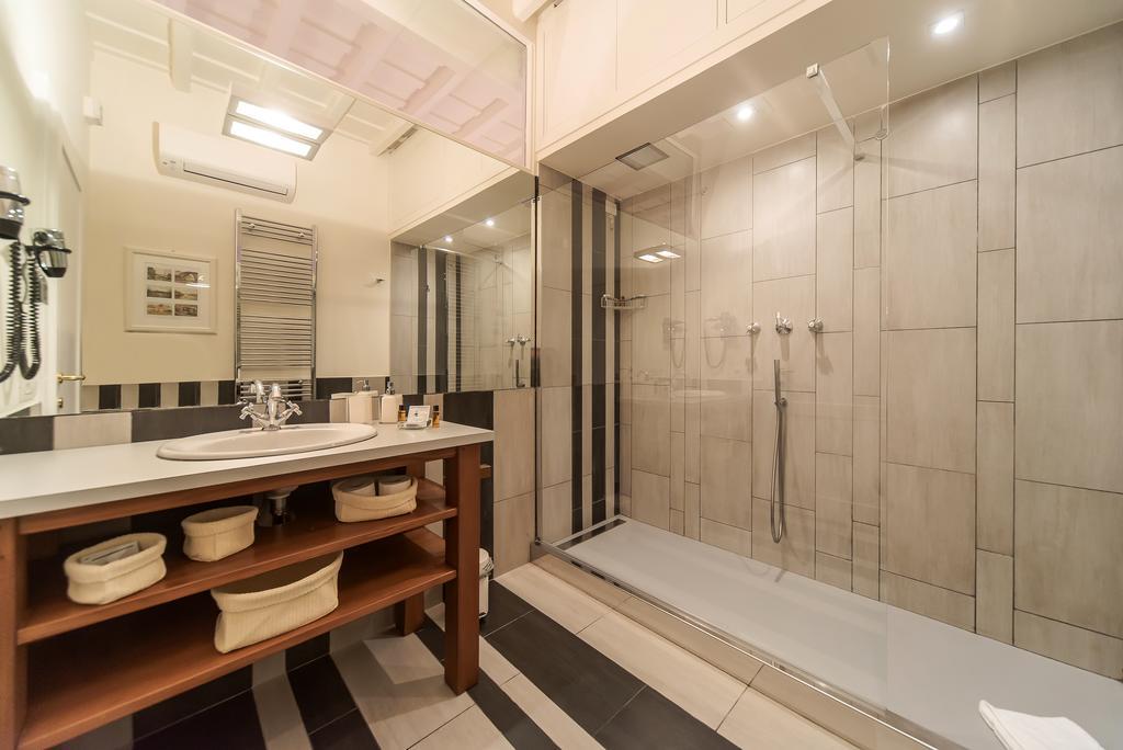 La Porta Rossa Di Borgo - Vatican Luxury Suite Rome Luaran gambar